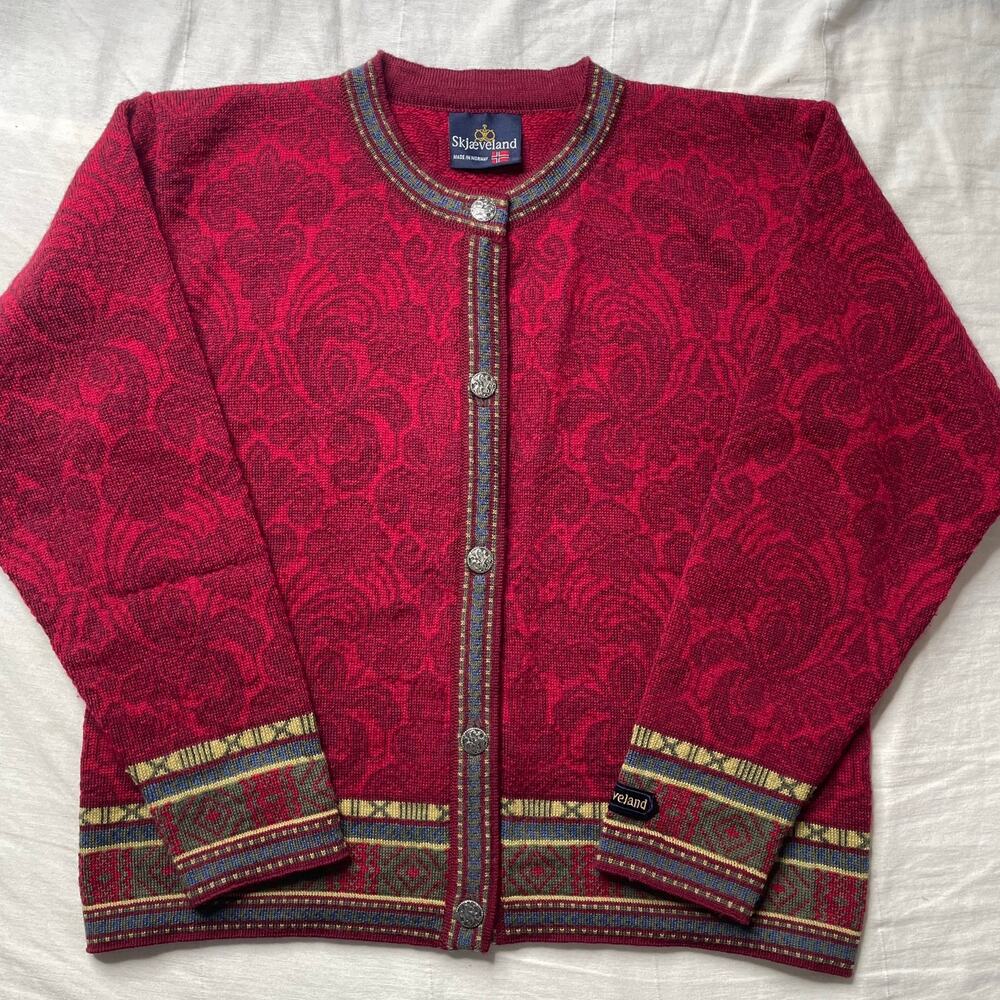 Skjaeveland Norway Red Wool Fair Isle Sweater Cardigan Small Pewter Button Cozy